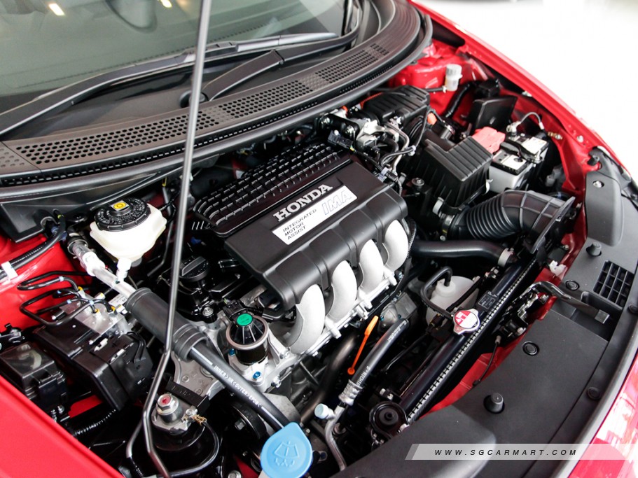 https://i.i-sgcm.com/new_cars/cars/11094/11094_g26