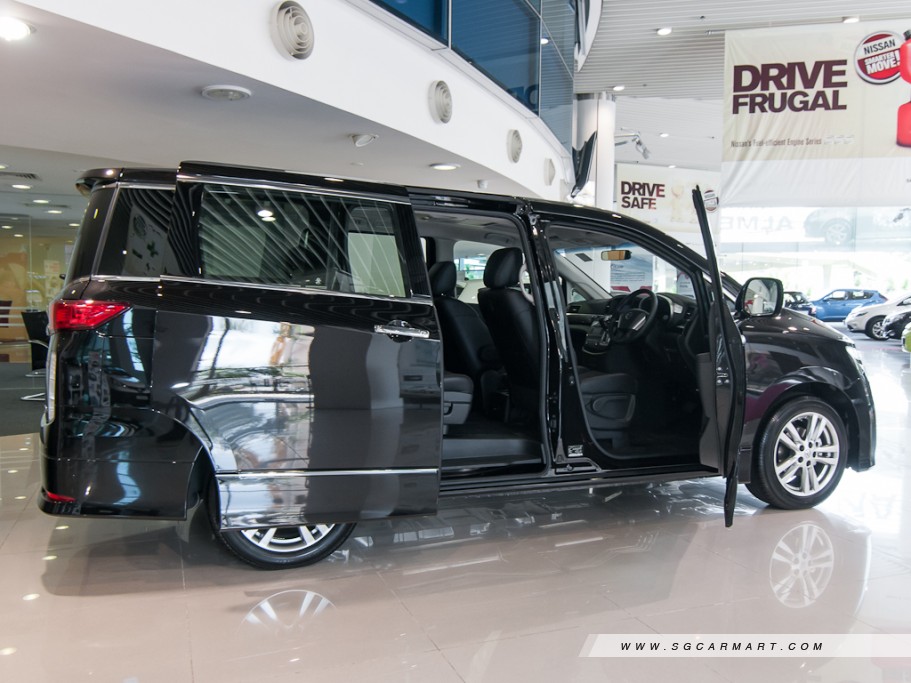 https://i.i-sgcm.com/new_cars/cars/11099/11099_g13