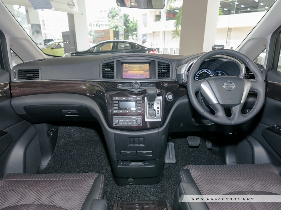 https://i.i-sgcm.com/new_cars/cars/11099/11099_g17