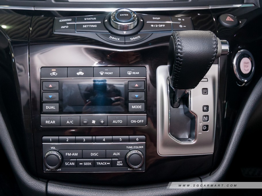 https://i.i-sgcm.com/new_cars/cars/11099/11099_g21