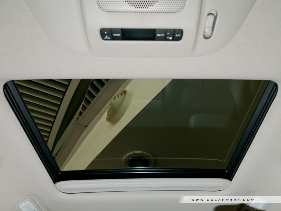 https://i.i-sgcm.com/new_cars/cars/11099/11099_g33