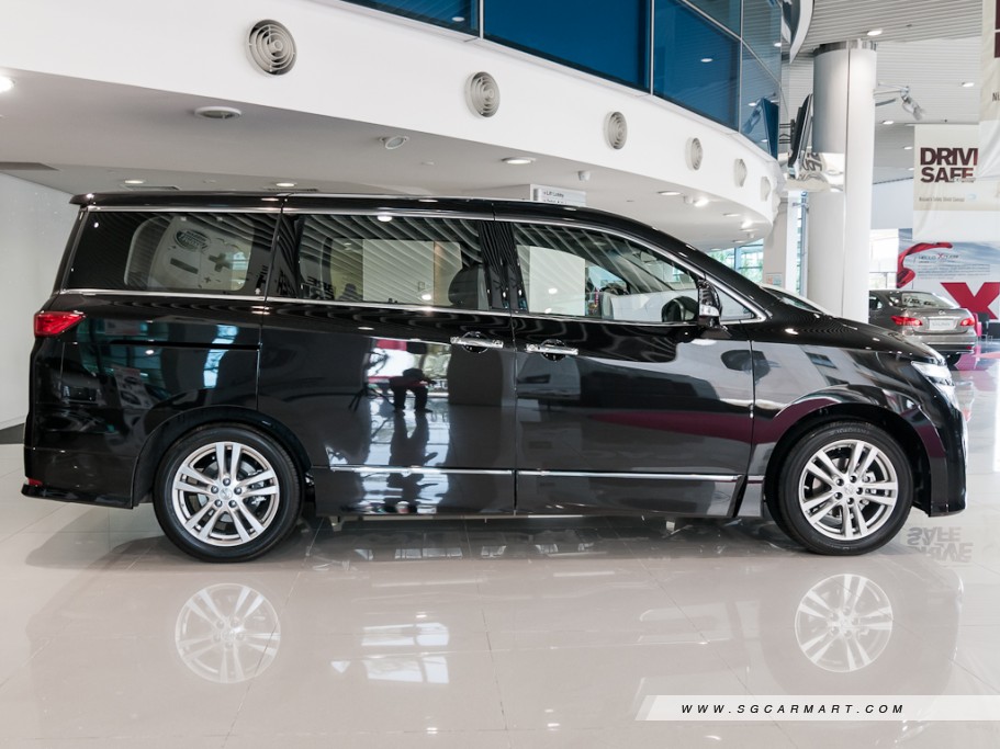 https://i.i-sgcm.com/new_cars/cars/11099/11099_g4