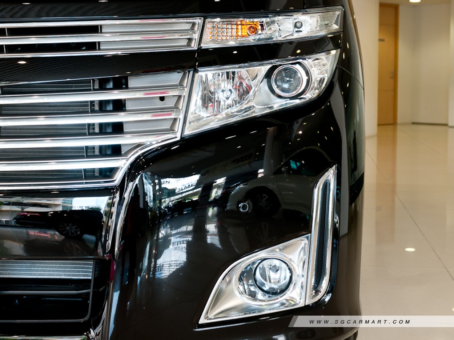https://i.i-sgcm.com/new_cars/cars/11099/11099_g8