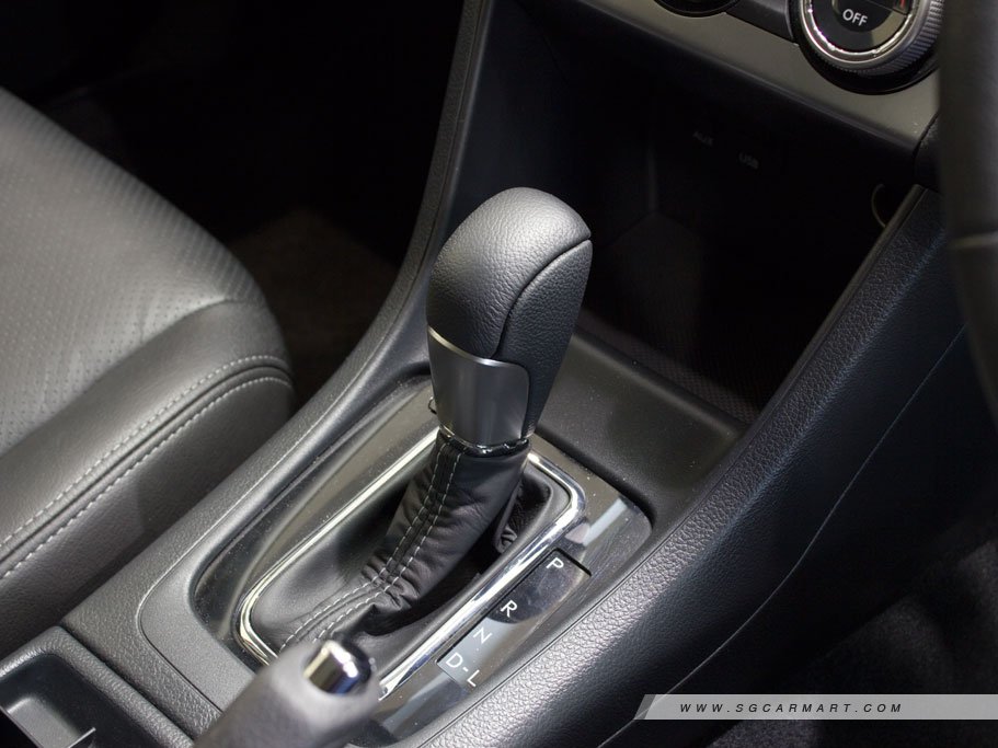 https://i.i-sgcm.com/new_cars/cars/11100/11100_g28