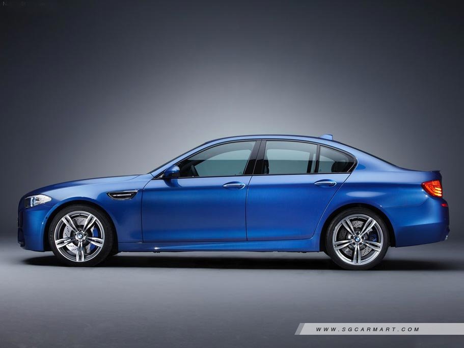 https://i.i-sgcm.com/new_cars/cars/11103/11103_g7