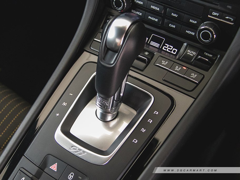 https://i.i-sgcm.com/new_cars/cars/11104/11104_g123