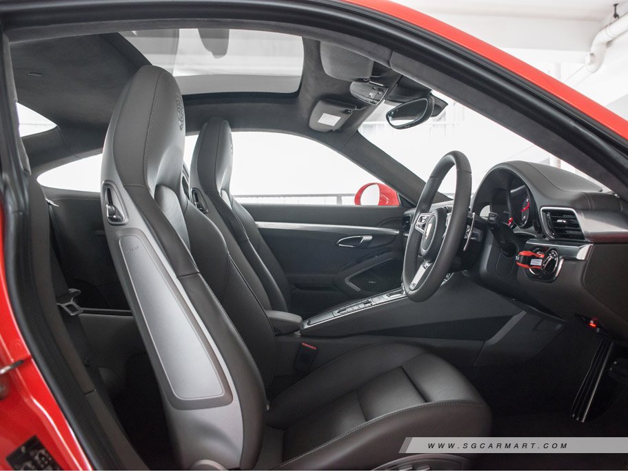 https://i.i-sgcm.com/new_cars/cars/11104/11104_g56