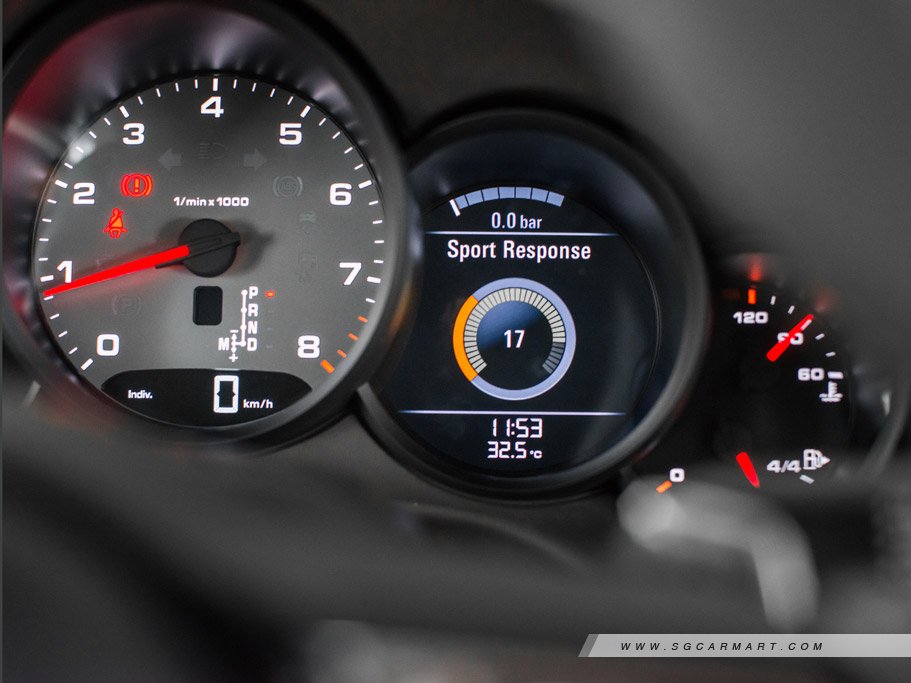 https://i.i-sgcm.com/new_cars/cars/11104/11104_g62