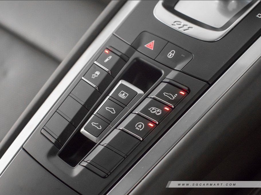 https://i.i-sgcm.com/new_cars/cars/11104/11104_g72