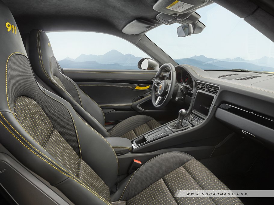 https://i.i-sgcm.com/new_cars/cars/11104/11104_g95