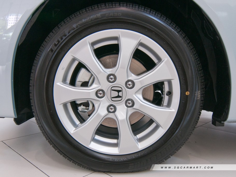 https://i.i-sgcm.com/new_cars/cars/11105/11105_g14