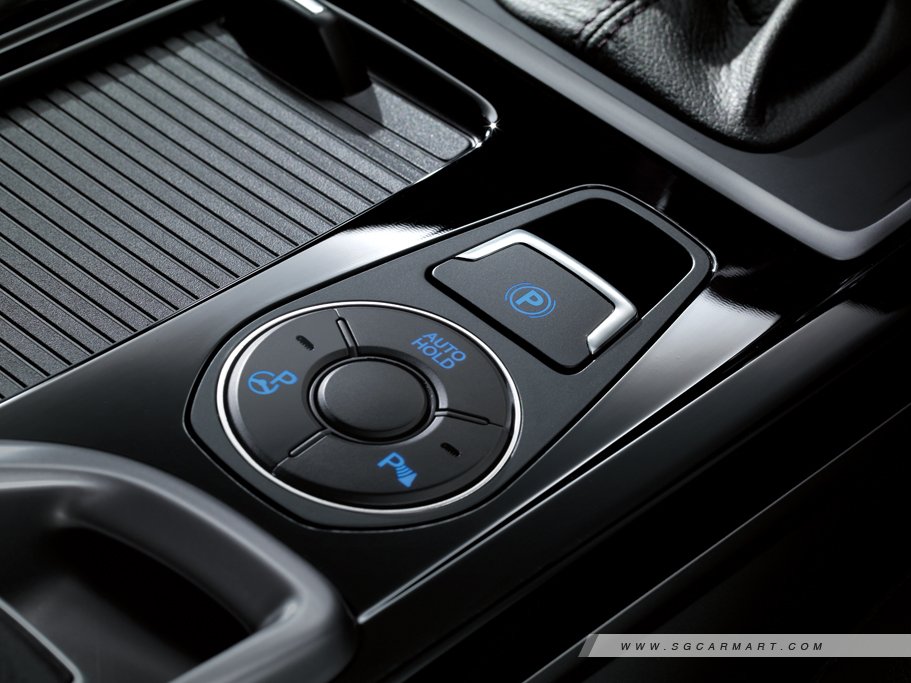 https://i.i-sgcm.com/new_cars/cars/11106/11106_g46