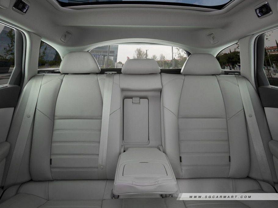 https://i.i-sgcm.com/new_cars/cars/11110/11110_g11