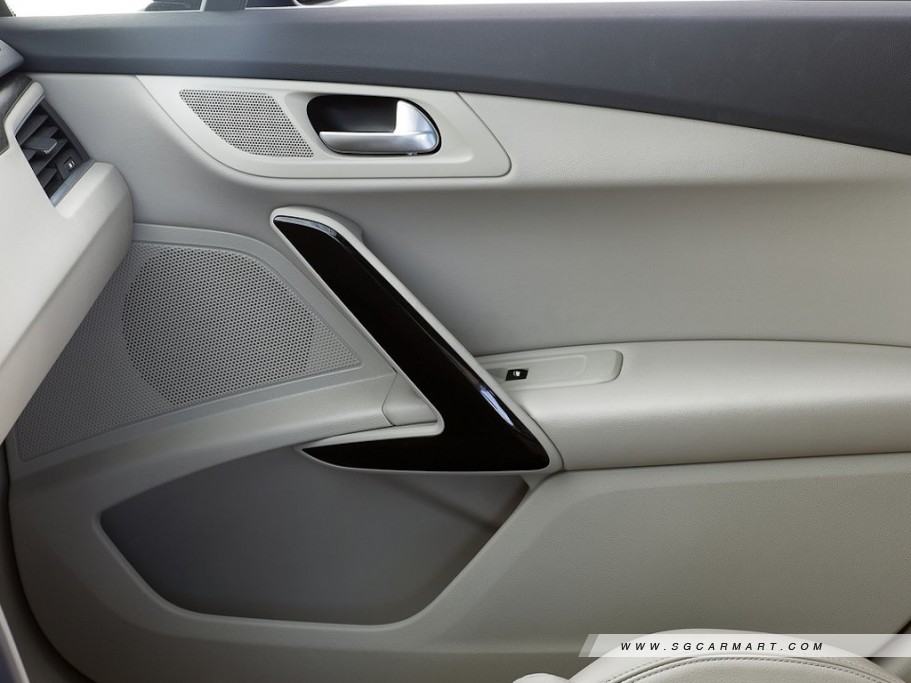 https://i.i-sgcm.com/new_cars/cars/11110/11110_g9