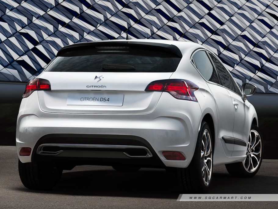 https://i.i-sgcm.com/new_cars/cars/11111/11111_g49