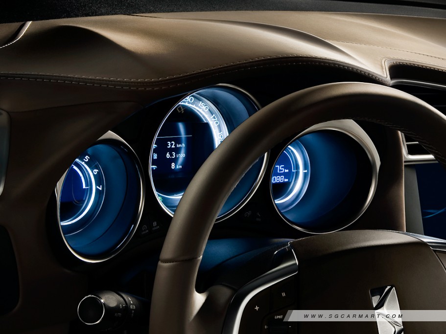 https://i.i-sgcm.com/new_cars/cars/11111/11111_g54