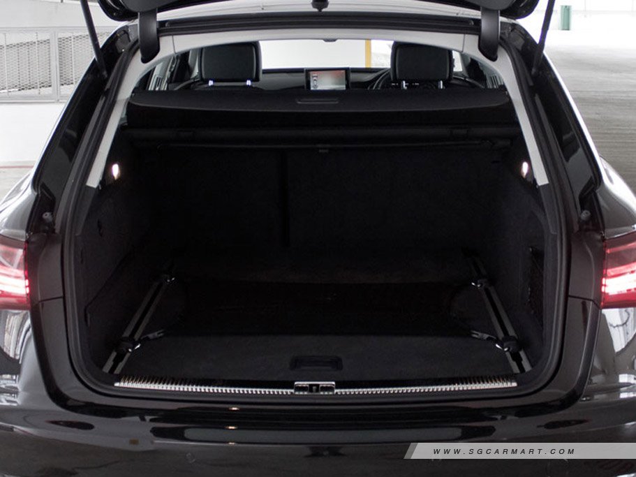 https://i.i-sgcm.com/new_cars/cars/11112/11112_g31