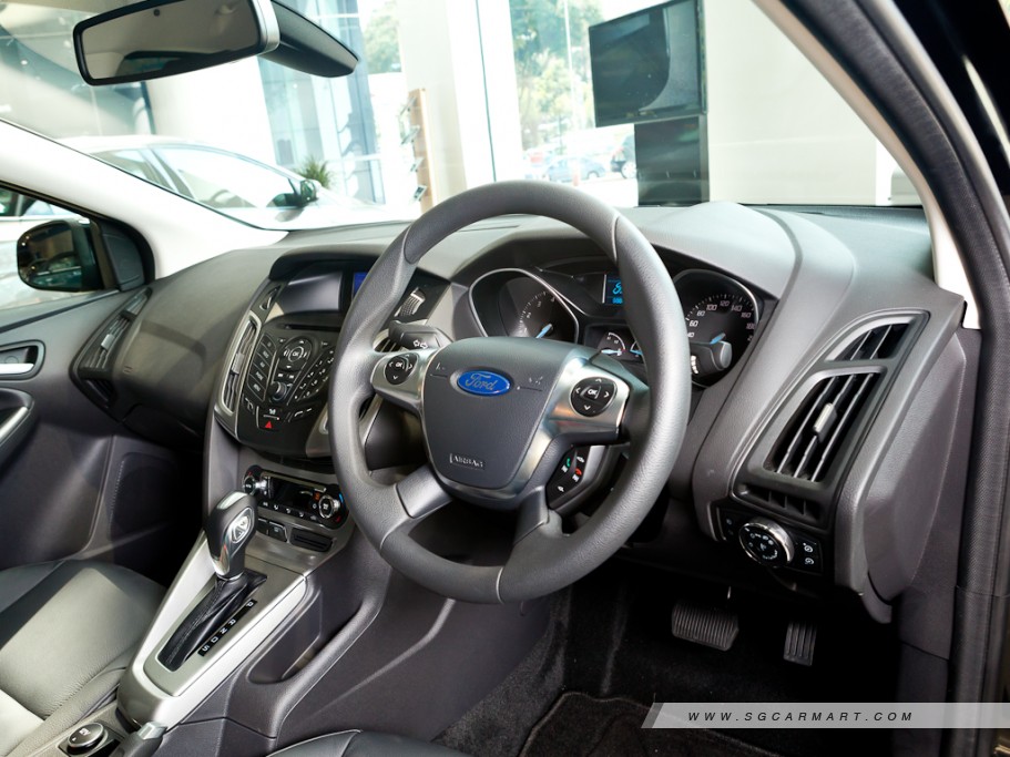 https://i.i-sgcm.com/new_cars/cars/11114/11114_g53