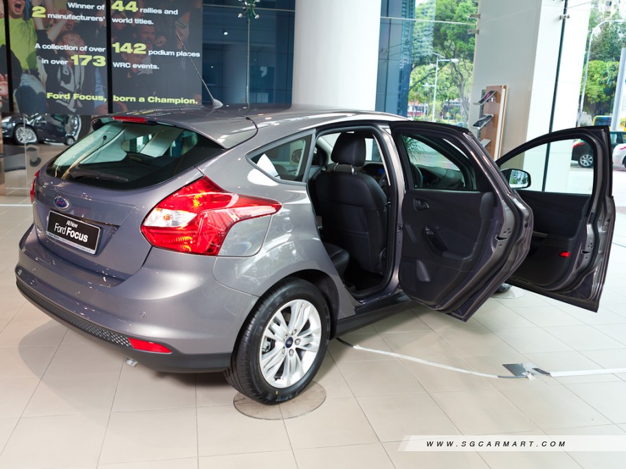 https://i.i-sgcm.com/new_cars/cars/11115/11115_g14
