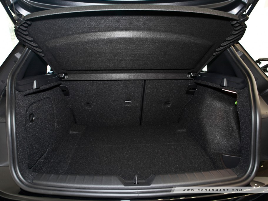 https://i.i-sgcm.com/new_cars/cars/11119/11119_g26