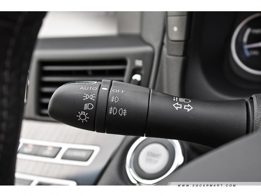 https://i.i-sgcm.com/new_cars/cars/11124/11124_g21