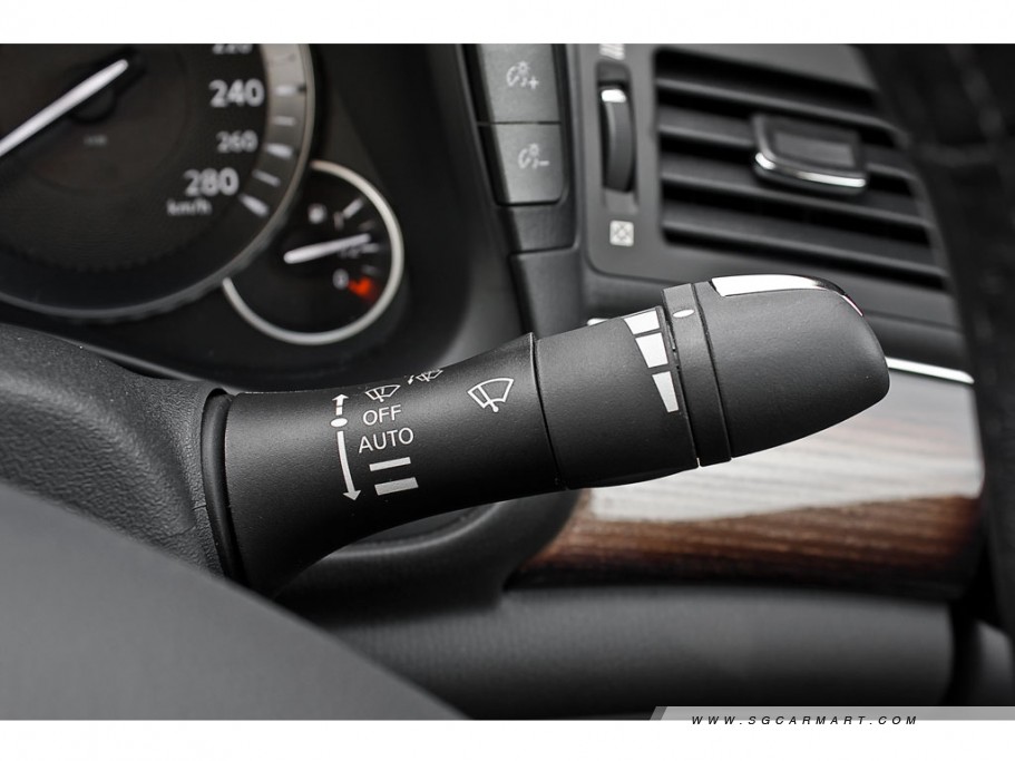 https://i.i-sgcm.com/new_cars/cars/11124/11124_g22