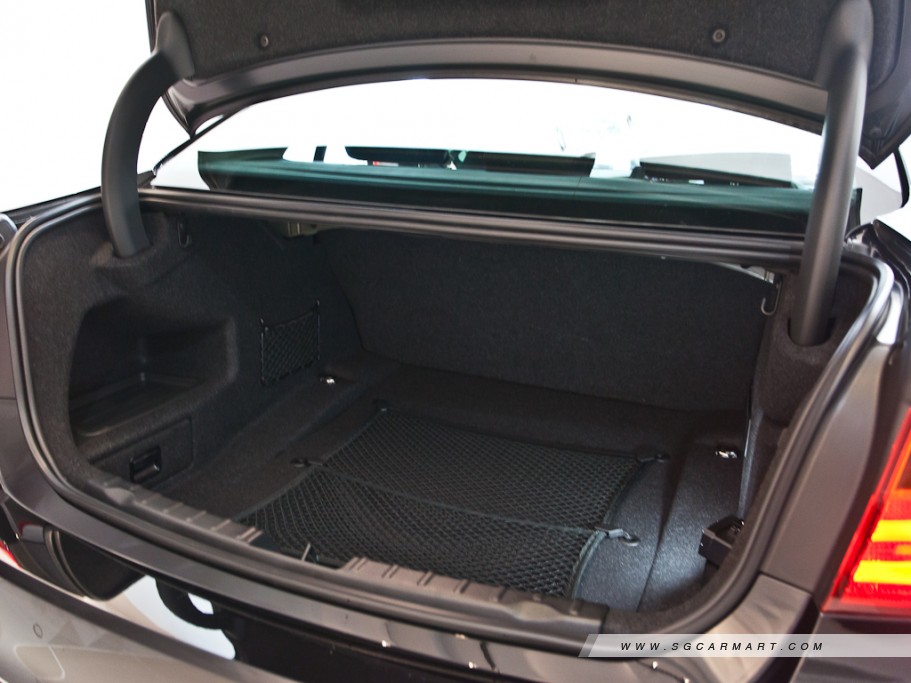 https://i.i-sgcm.com/new_cars/cars/11125/11125_g26