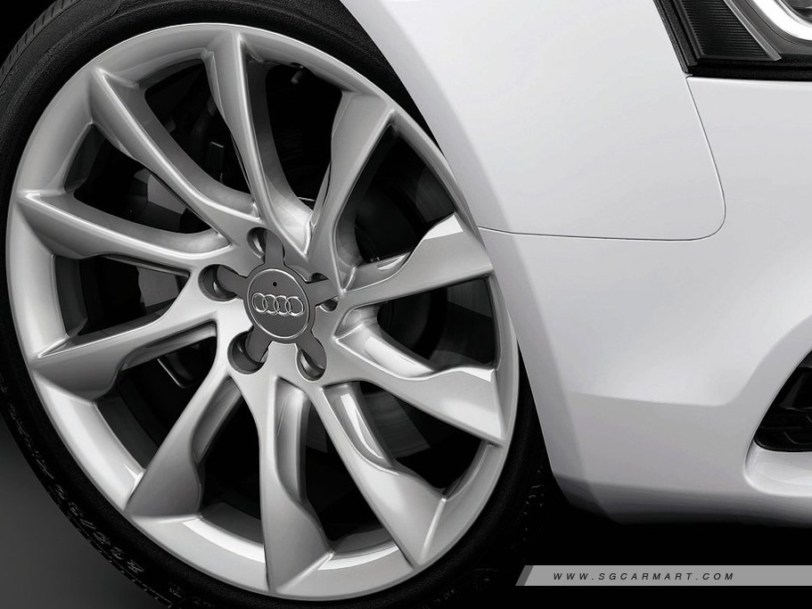 https://i.i-sgcm.com/new_cars/cars/11126/11126_g11