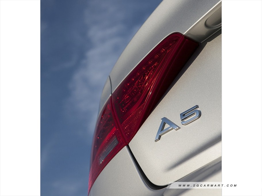https://i.i-sgcm.com/new_cars/cars/11126/11126_g12