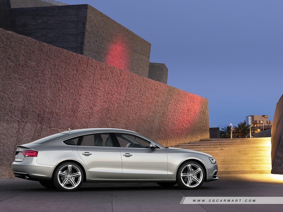 https://i.i-sgcm.com/new_cars/cars/11128/11128_g4