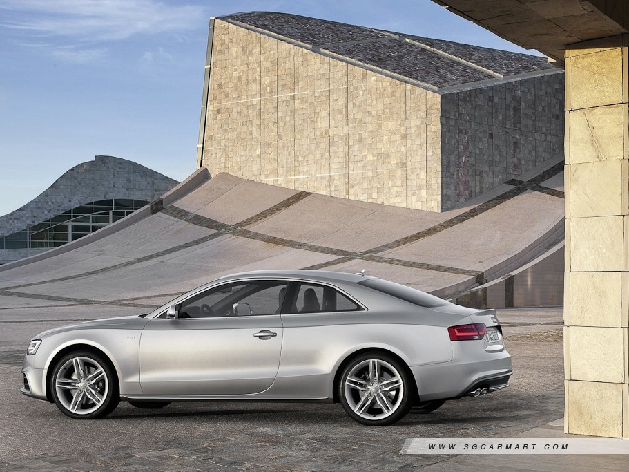 https://i.i-sgcm.com/new_cars/cars/11129/11129_g3