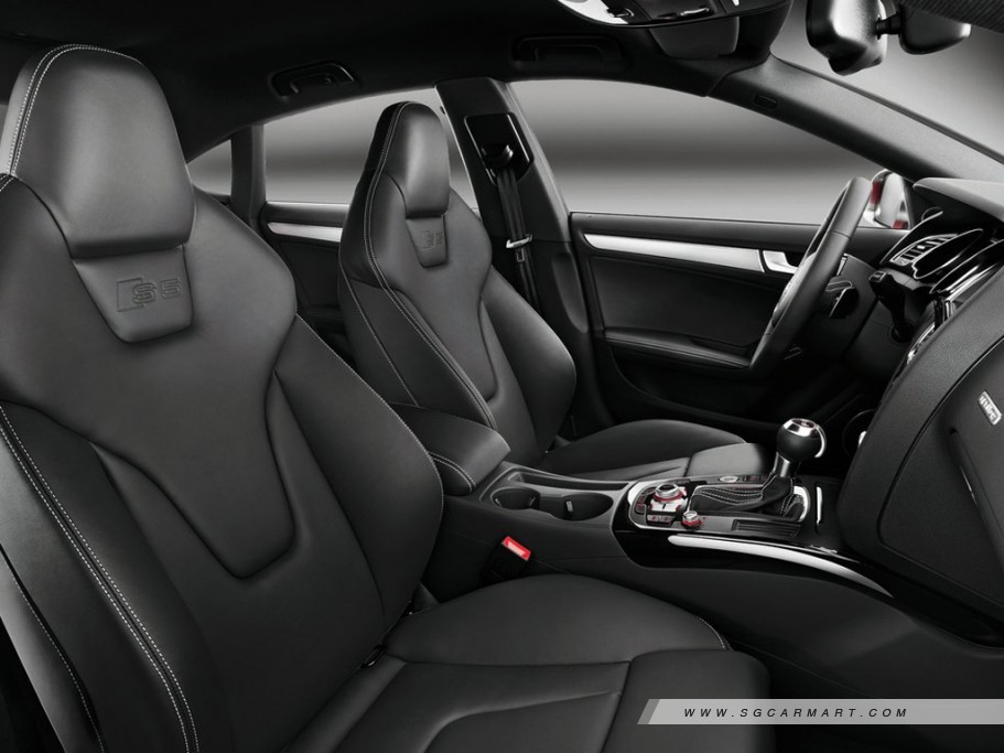 https://i.i-sgcm.com/new_cars/cars/11131/11131_g10