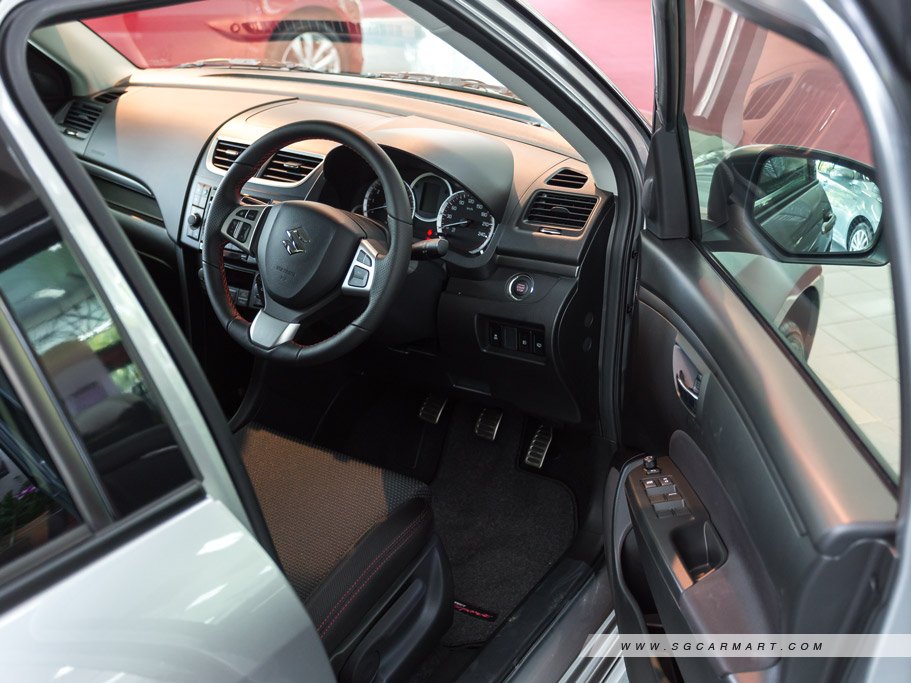 https://i.i-sgcm.com/new_cars/cars/11134/11134_g70