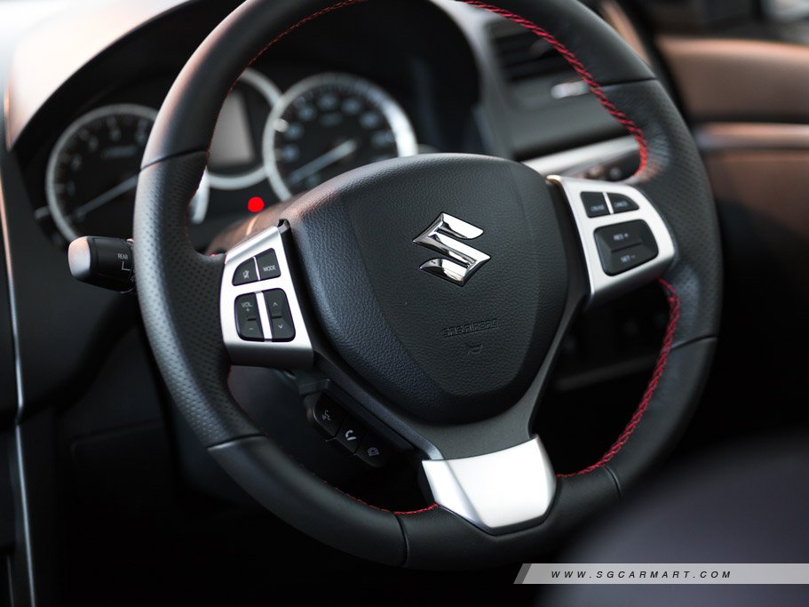 https://i.i-sgcm.com/new_cars/cars/11134/11134_g77