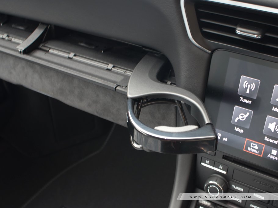 https://i.i-sgcm.com/new_cars/cars/11135/11135_g107