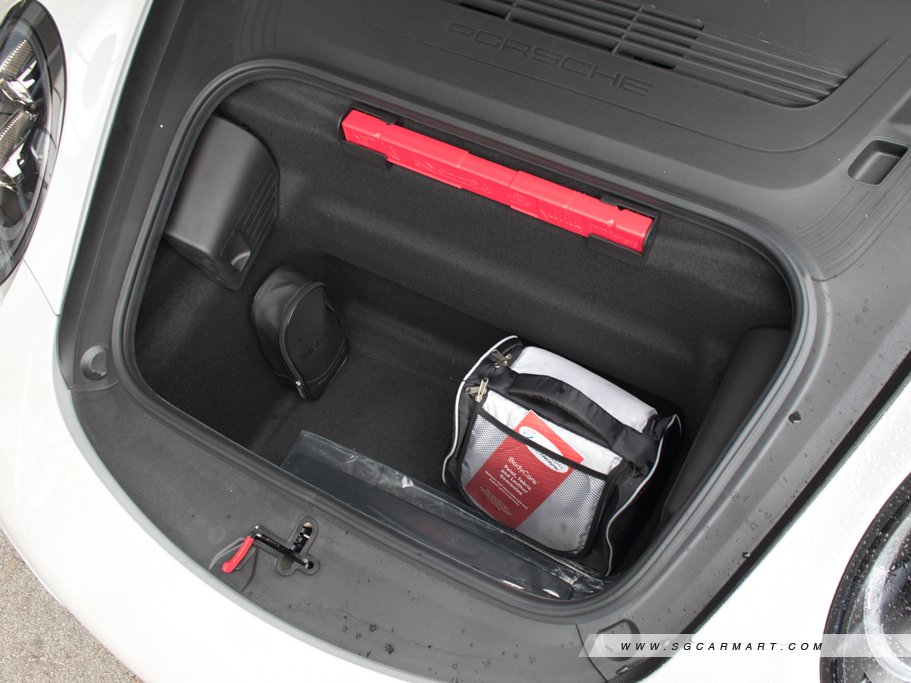 https://i.i-sgcm.com/new_cars/cars/11135/11135_g115