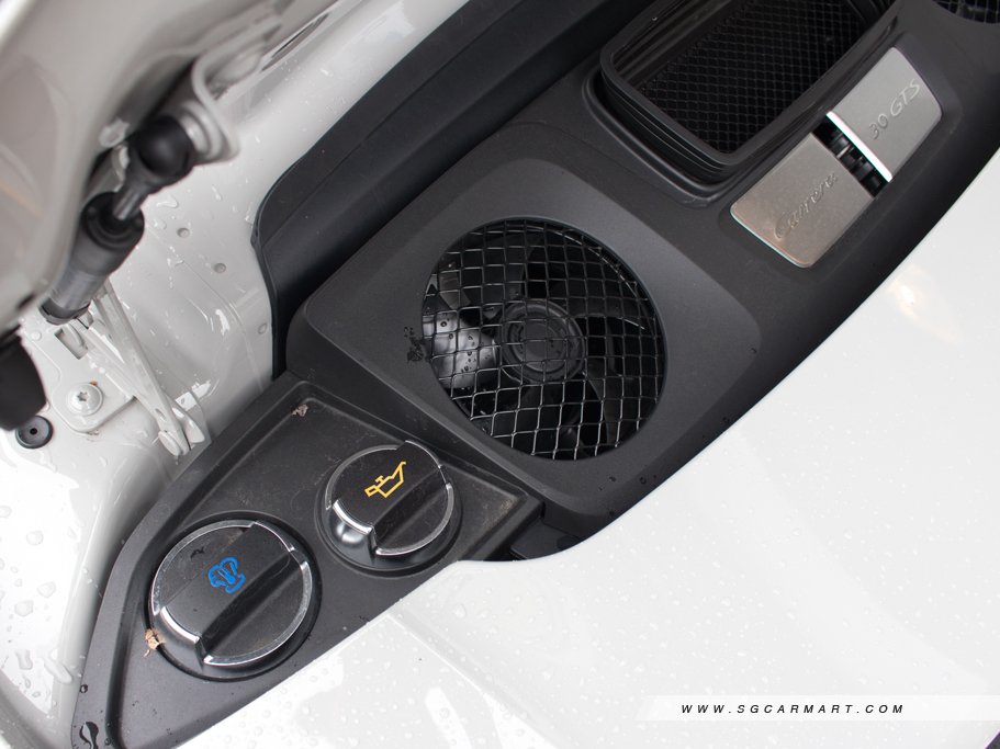 https://i.i-sgcm.com/new_cars/cars/11135/11135_g118