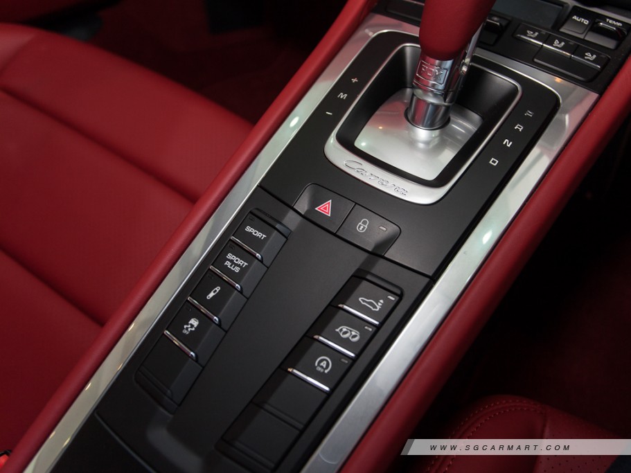 https://i.i-sgcm.com/new_cars/cars/11135/11135_g21