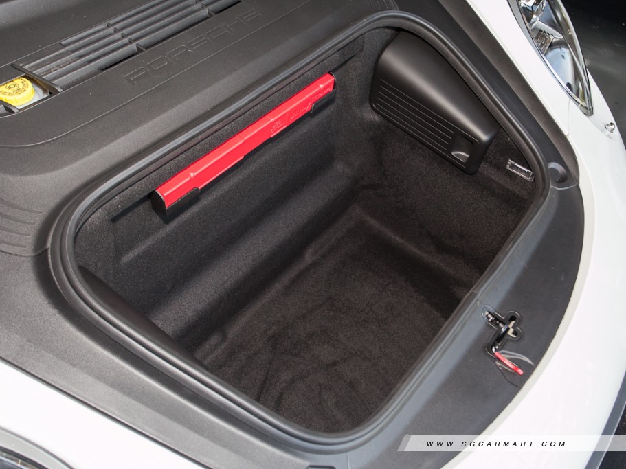 https://i.i-sgcm.com/new_cars/cars/11135/11135_g25