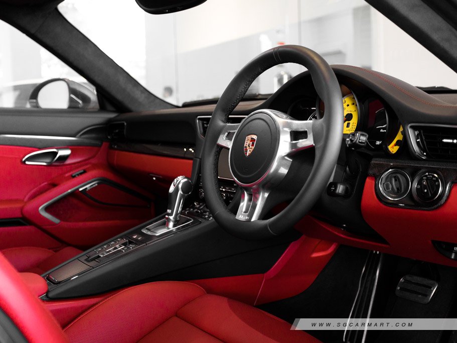 https://i.i-sgcm.com/new_cars/cars/11135/11135_g46