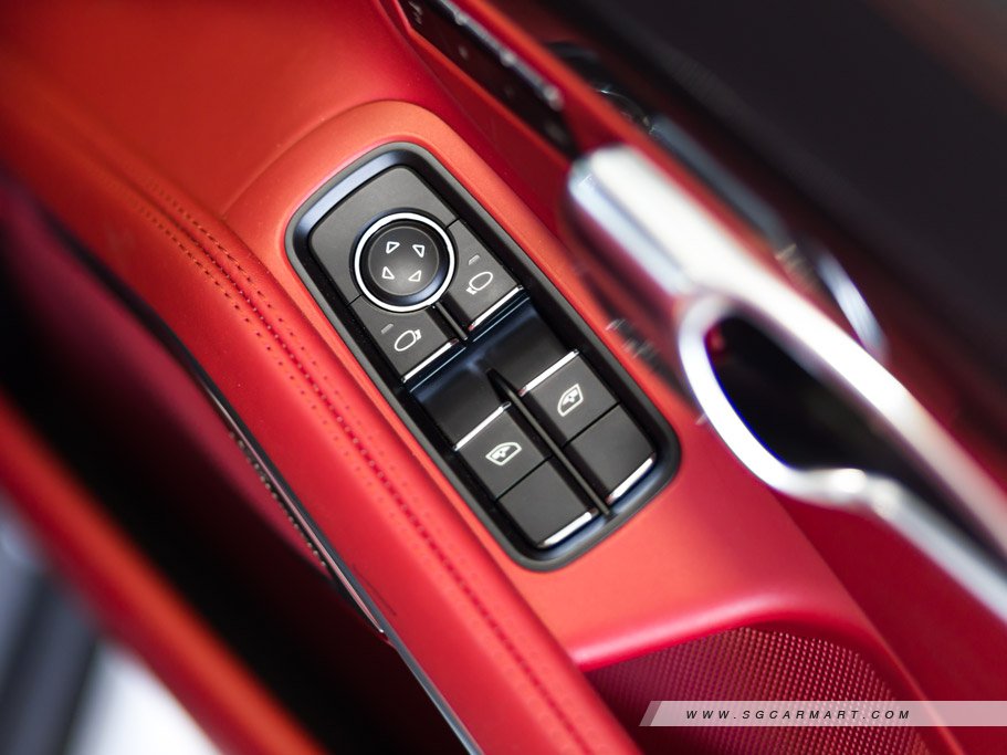 https://i.i-sgcm.com/new_cars/cars/11135/11135_g48