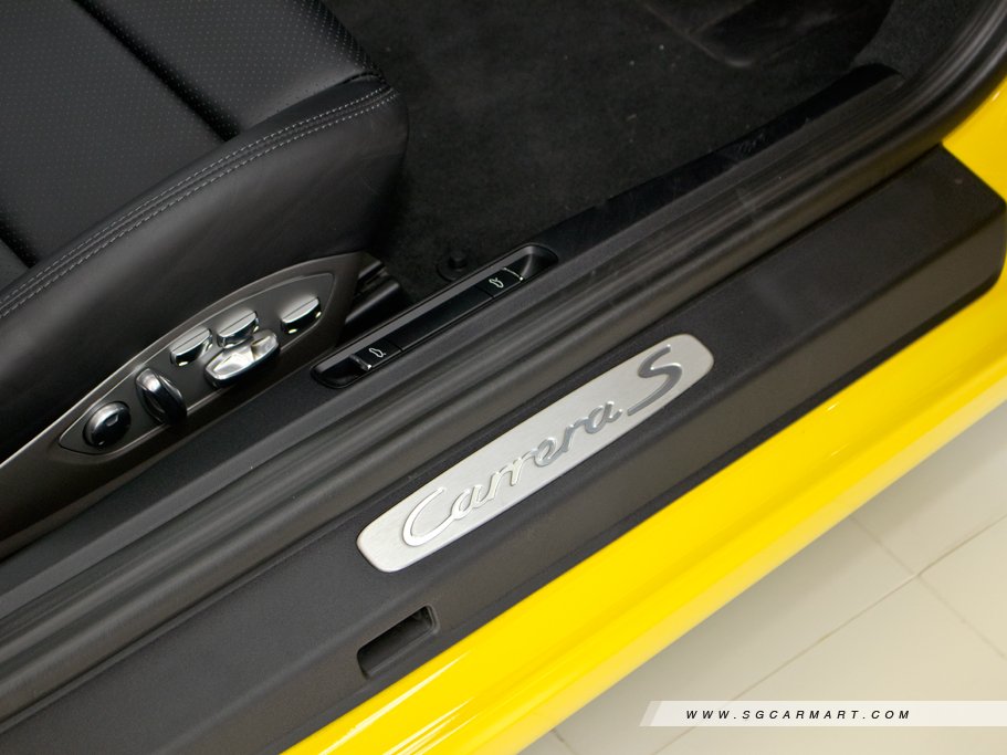 https://i.i-sgcm.com/new_cars/cars/11135/11135_g74