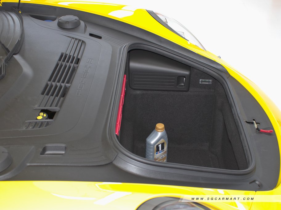 https://i.i-sgcm.com/new_cars/cars/11135/11135_g76