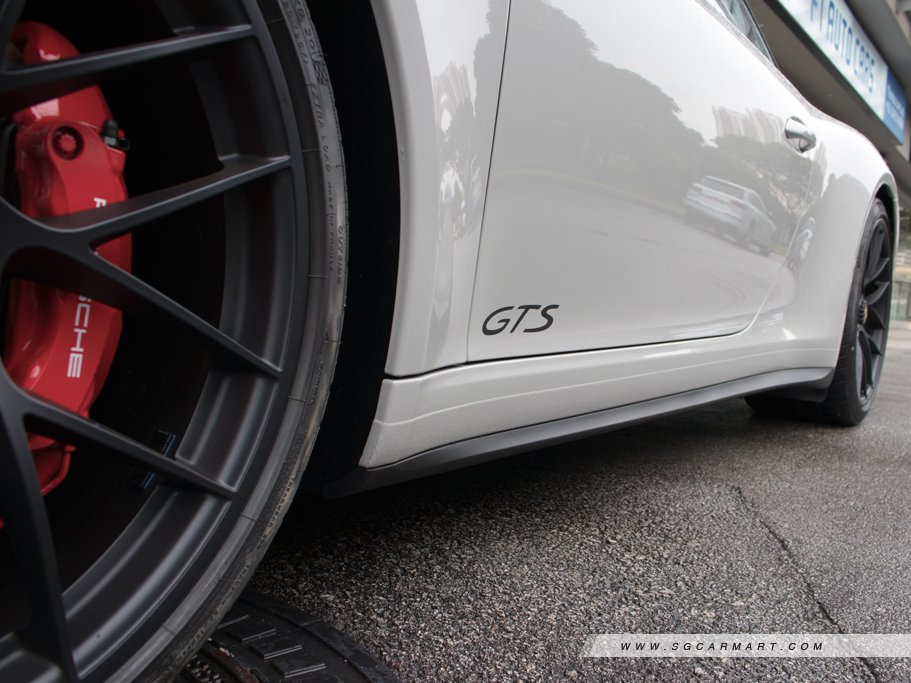 https://i.i-sgcm.com/new_cars/cars/11135/11135_g84
