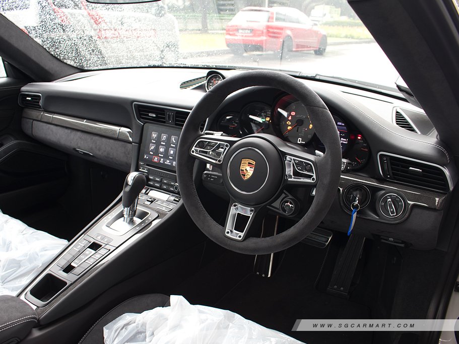 https://i.i-sgcm.com/new_cars/cars/11135/11135_g89