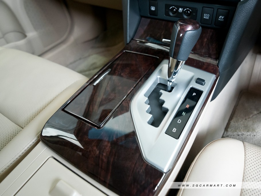 https://i.i-sgcm.com/new_cars/cars/11136/11136_g22