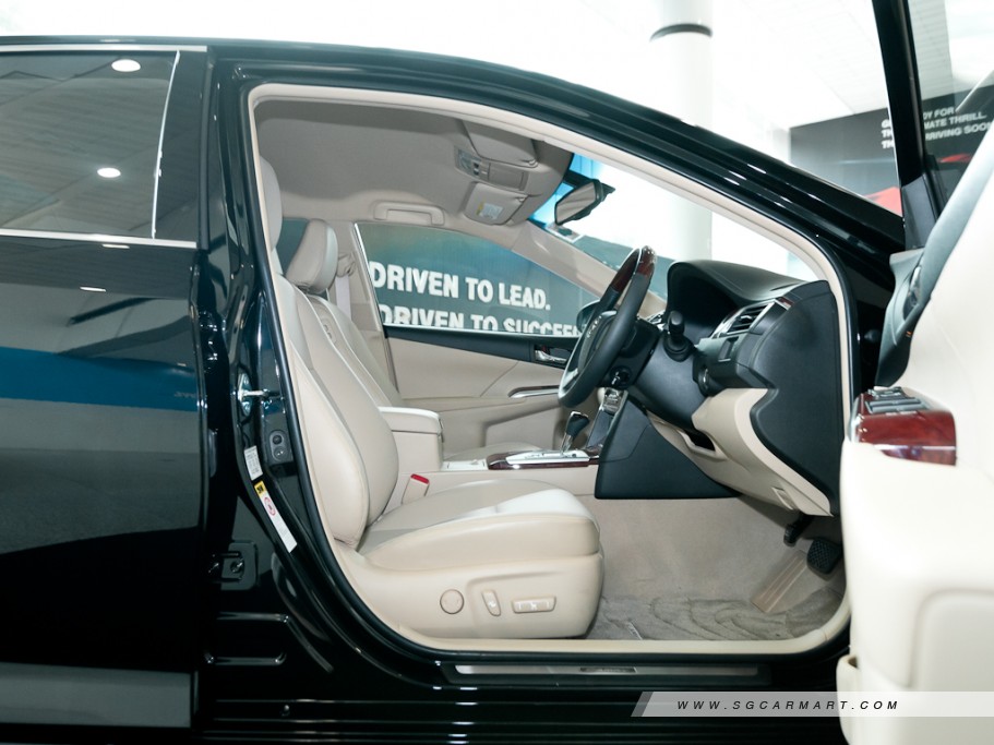 https://i.i-sgcm.com/new_cars/cars/11137/11137_g16