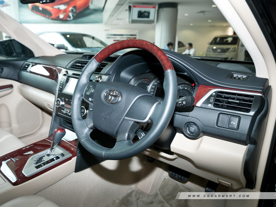 https://i.i-sgcm.com/new_cars/cars/11137/11137_g18