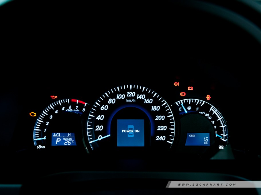 https://i.i-sgcm.com/new_cars/cars/11137/11137_g24