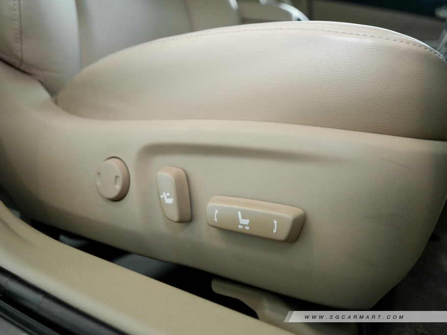 https://i.i-sgcm.com/new_cars/cars/11137/11137_g31